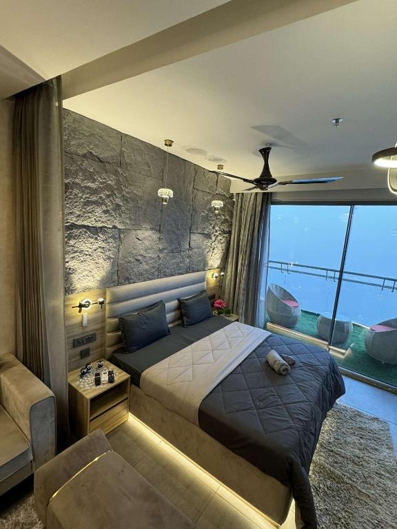 The Opulence Suite 41st Floor City View - Ghaziabad