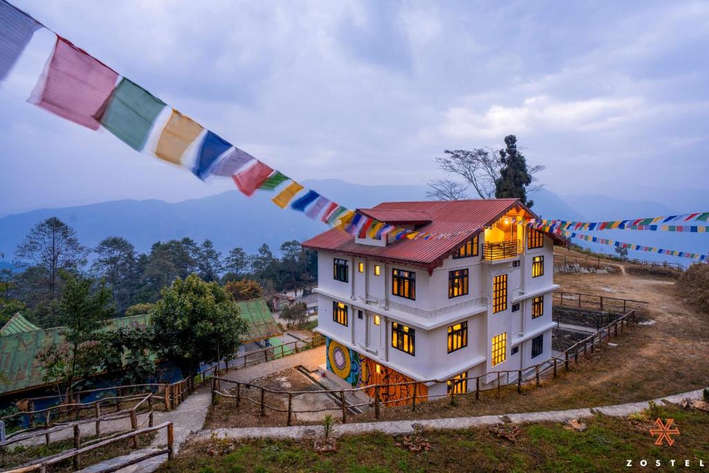 Zostel Rinchenpong (Pelling) - Sikkim