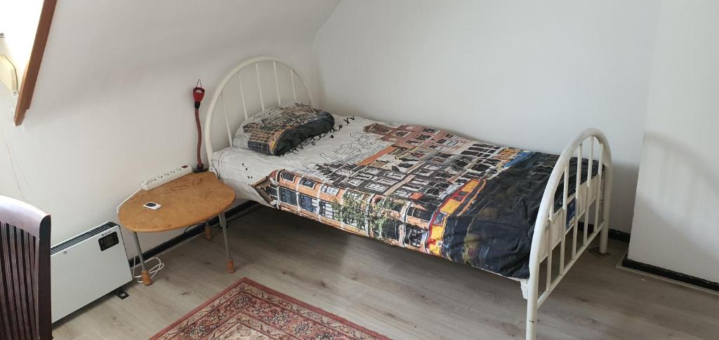 Single Bed In Quiet Area - Eindhoven