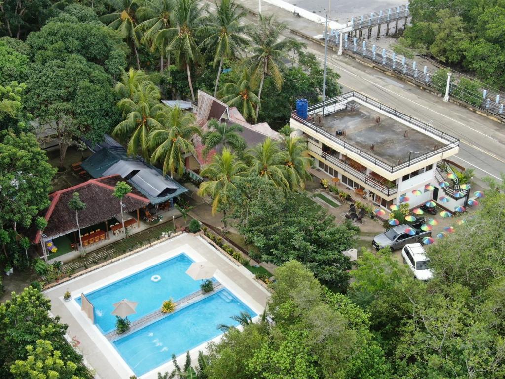 Dumalaay Coastline Resort - Enrique Villanueva