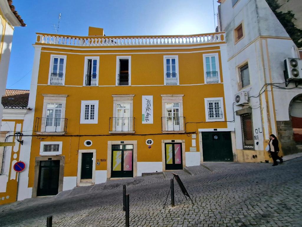 Very Typical - Alojamento Local - Santa Eulalia, Portugal