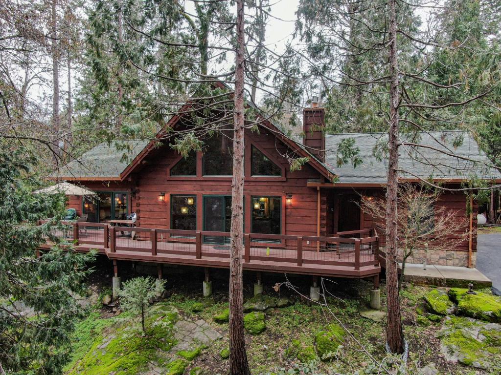 Exquisite Log Cabin In The Pines And Very Private - Sonora, CA