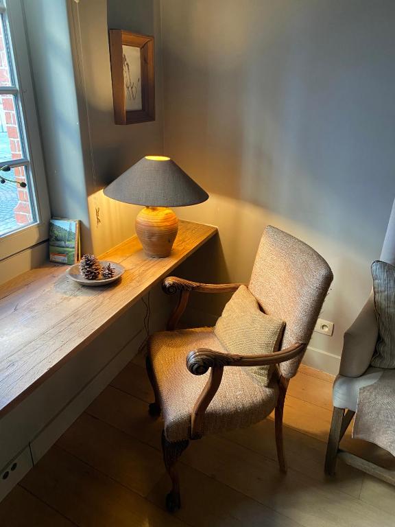 Guesthouse Aubrey - A Unique, Charming In The Historical Centre - Damme