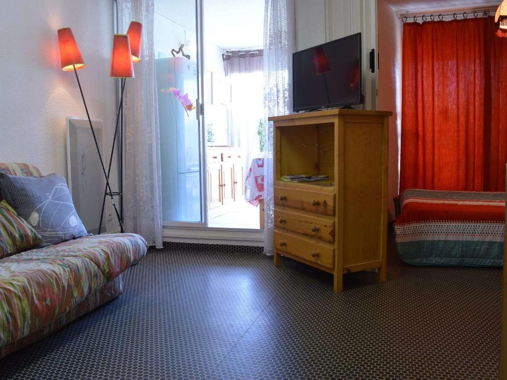 Appartement Le Grau-du-roi, 2 Pièces, 10 Personnes - Fr-1-250-156 - Plage de l'Espiguette