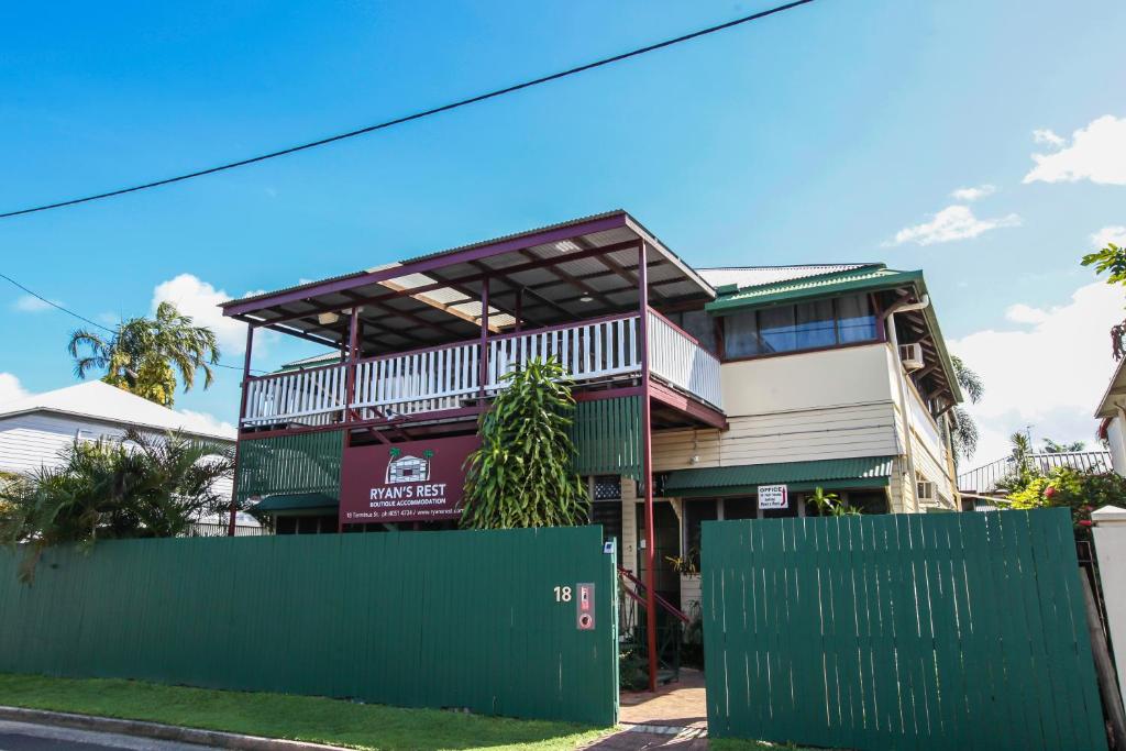 Ryan's Rest Boutique Accommodation - Cairns