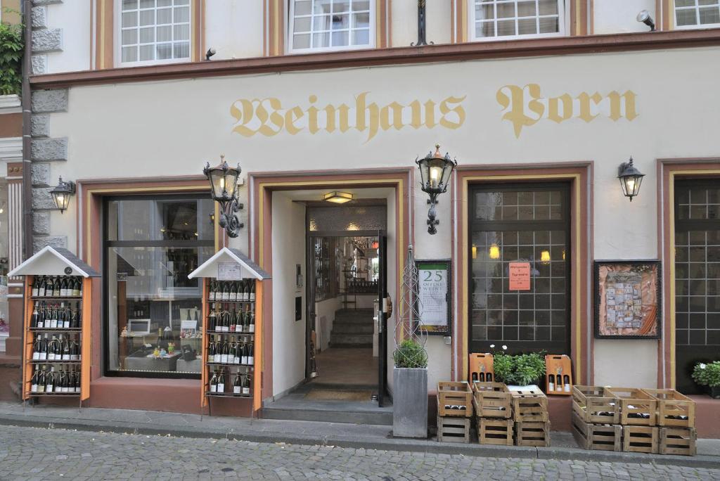 Rieslinghaus - Weinhaus Porn - Bernkastel-Kues