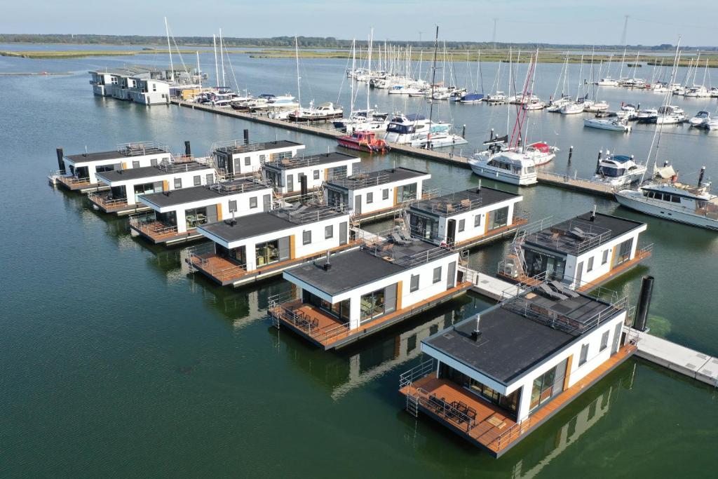 Schwimmende Häuser Im Baltic Sea Resort - 烏瑟多姆島