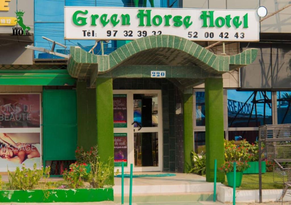 New Green Horse Hotel - Kotonu