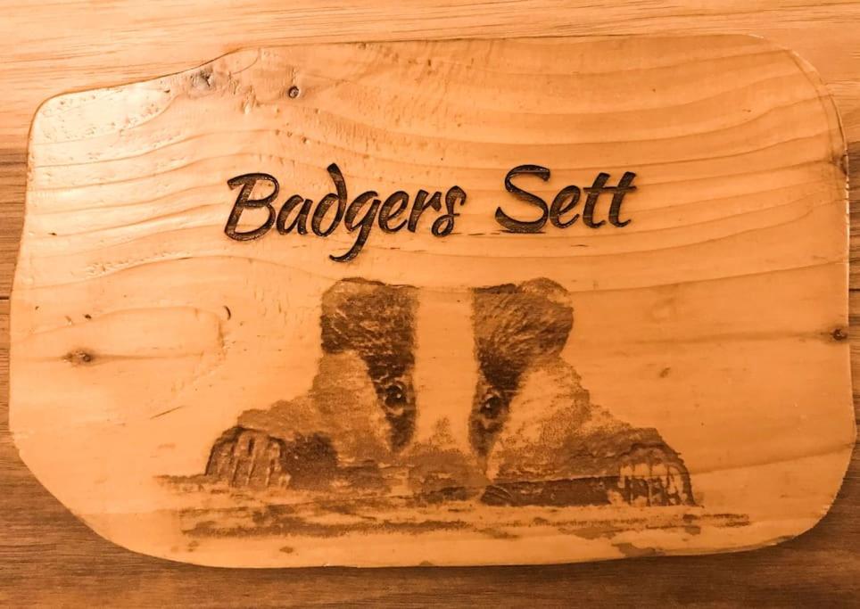 Badgers Sett 2 Bedroom Sleeps 4, The New Inn Viney Hill, Forest Of Dean - Berkeley Castle