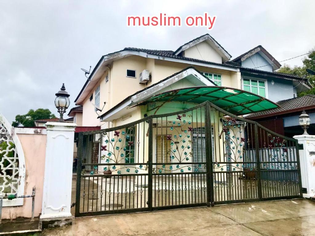 Homestay Rumah Singgah - Kuala Nerang