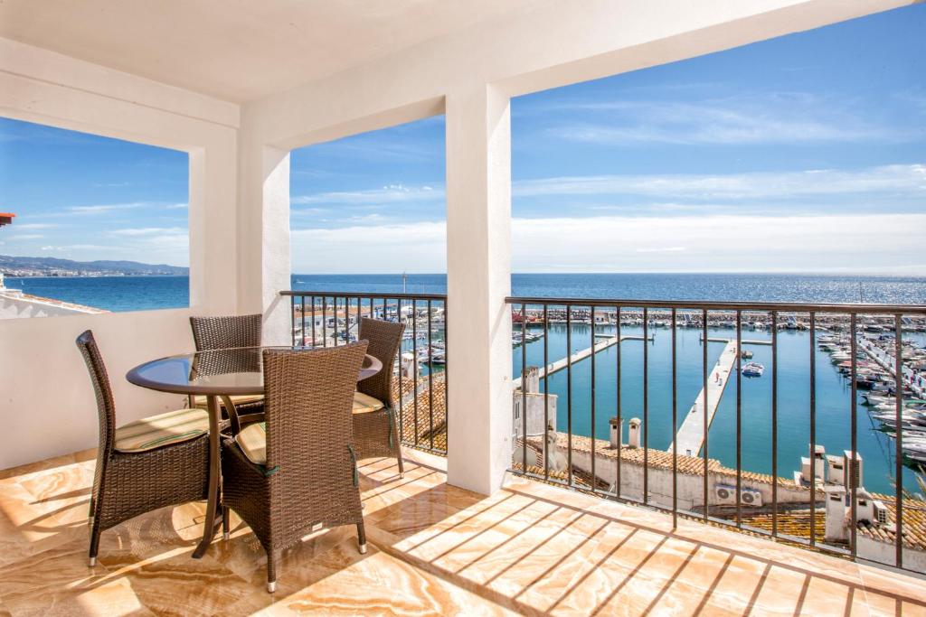 Puerto Banus Penthouse With Panoramic Sea Views - 巴努斯港