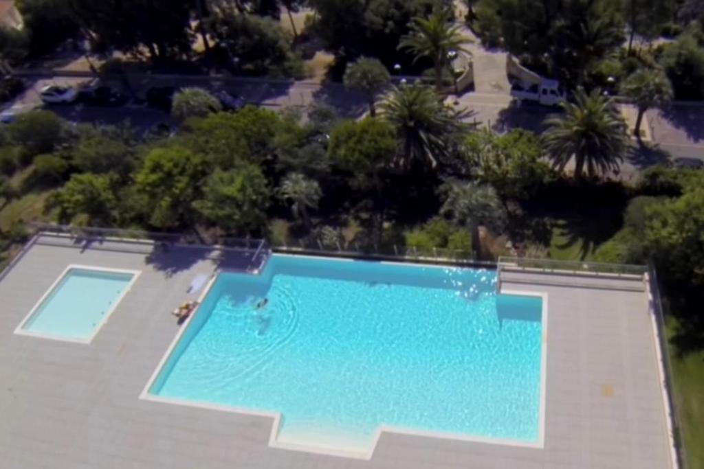 Résidence Standing - T2 Terrace With Pool - Saint-Aygulf