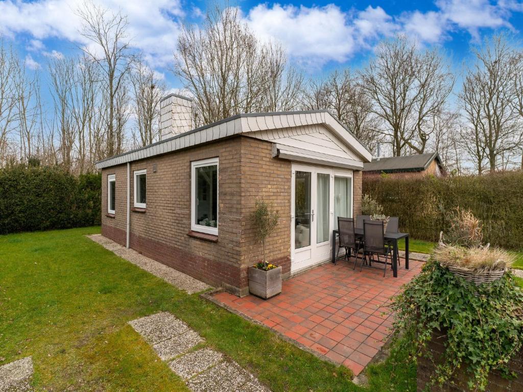 Charming Holiday Home In Baarland With Enclosed Garden - Terneuzen