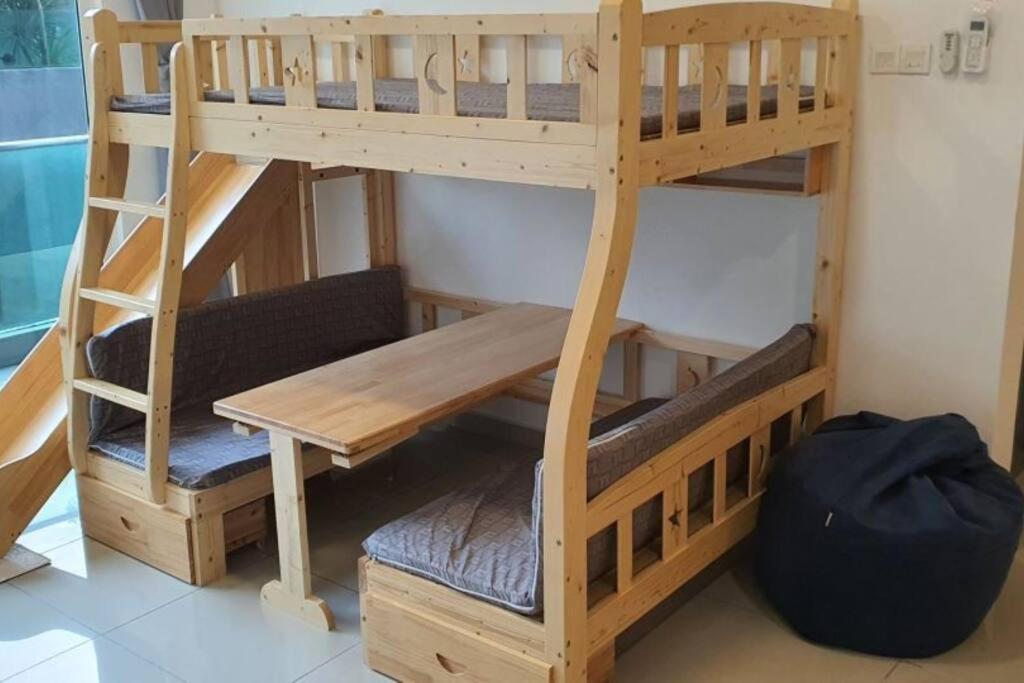Kid Slide Family Apartment With 2 Bedroom + 2 Bath - Pasir Gudang
