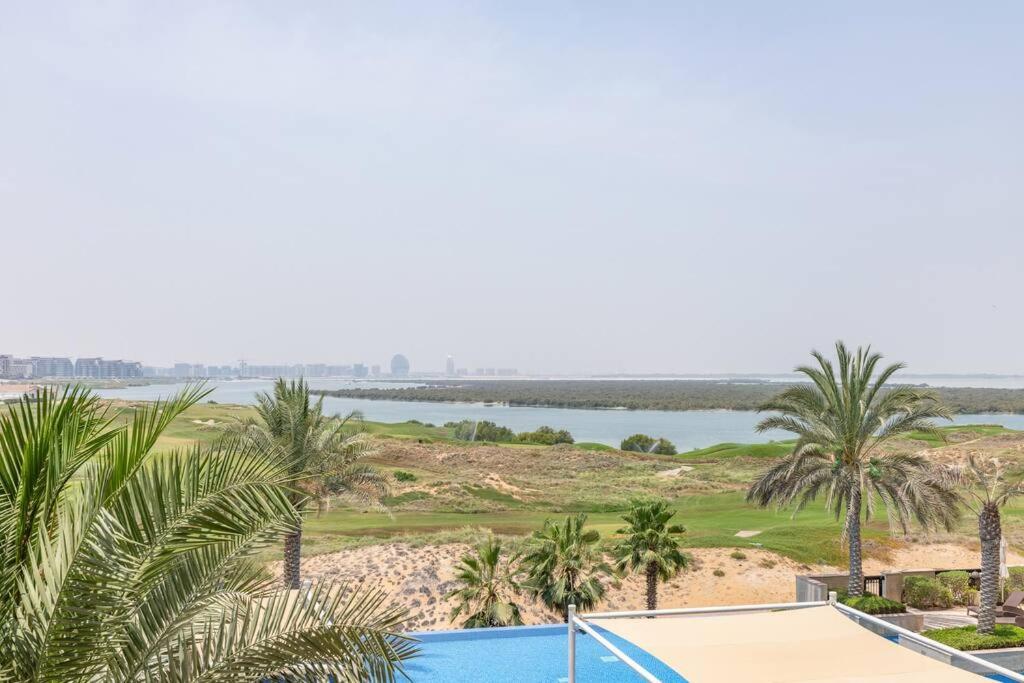 Casa Noera, Yas Island 324 - Ferrari World Abu Dhabi