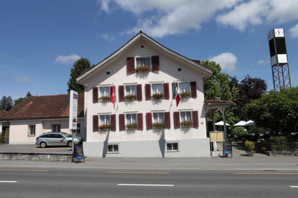 Hotel Ristorante Schlössli - Ennetbürgen