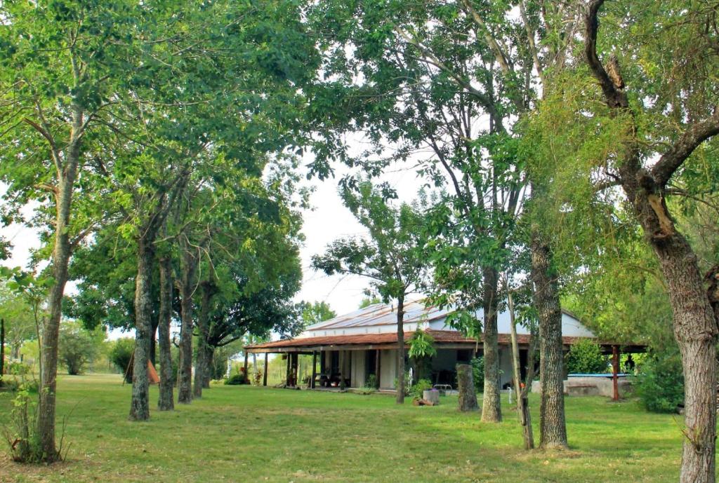 Alojamiento Litoral - Los Retoños - Gualeguaychú