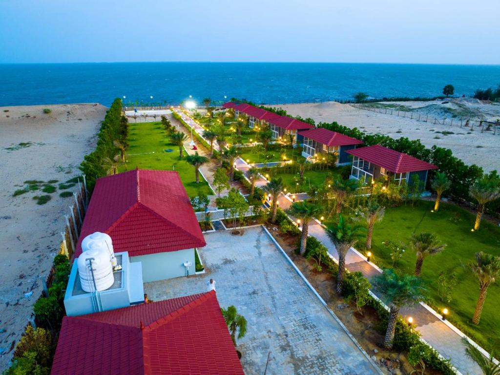 Dusk And Dawn Beach Resort - Rameswaram