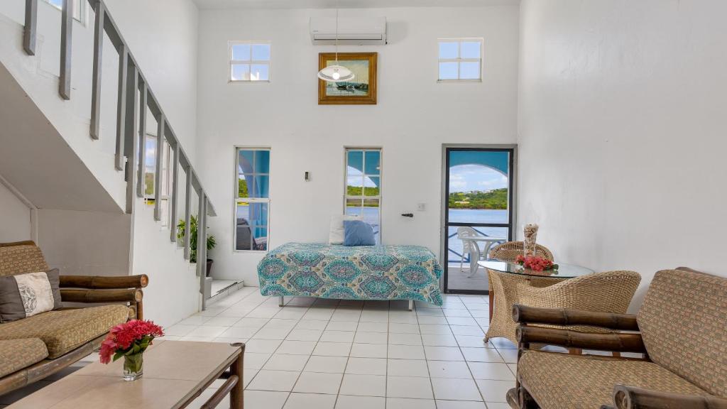 Edwards Guesthouse - Anguilla