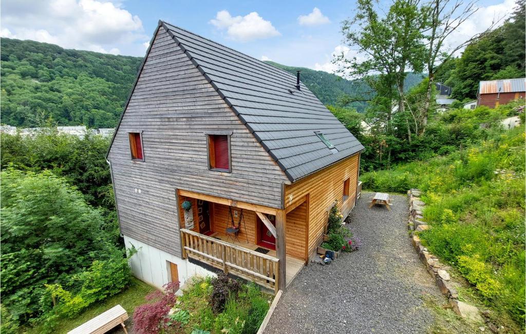 Amazing Home In Mont-dore With Wifi And 2 Bedrooms - Lac de Servières