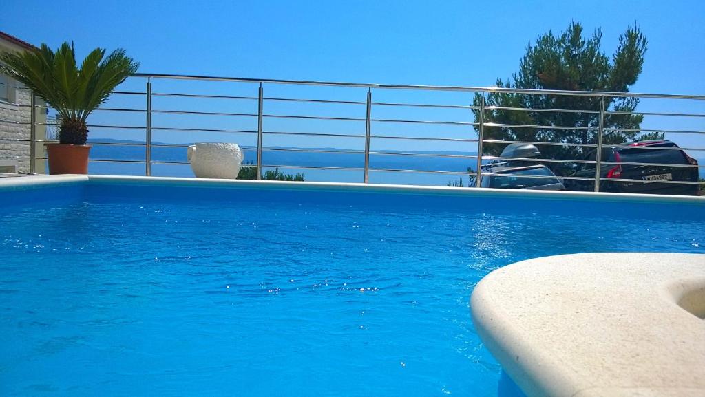 Villasanta De Luxe Apartments With Pool - Mimice