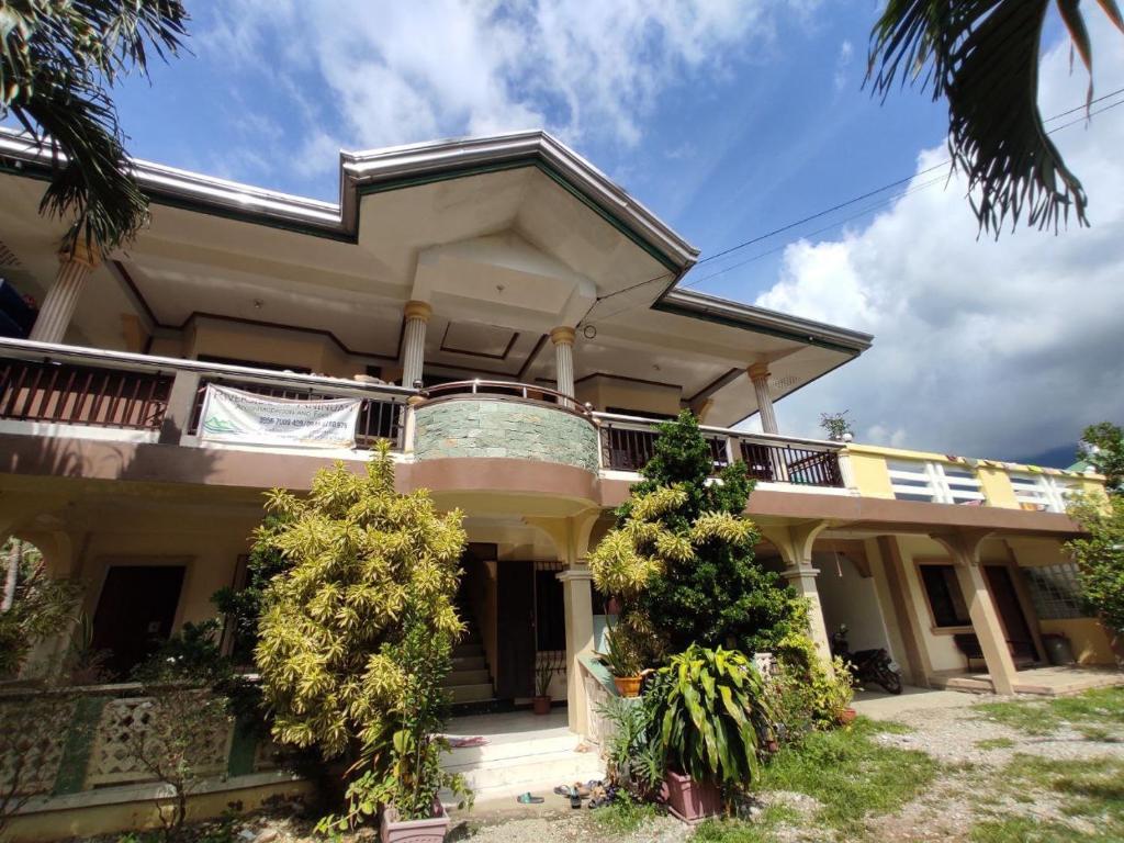 Riverside At Aninuan Accommodation And Food - Filipijnen