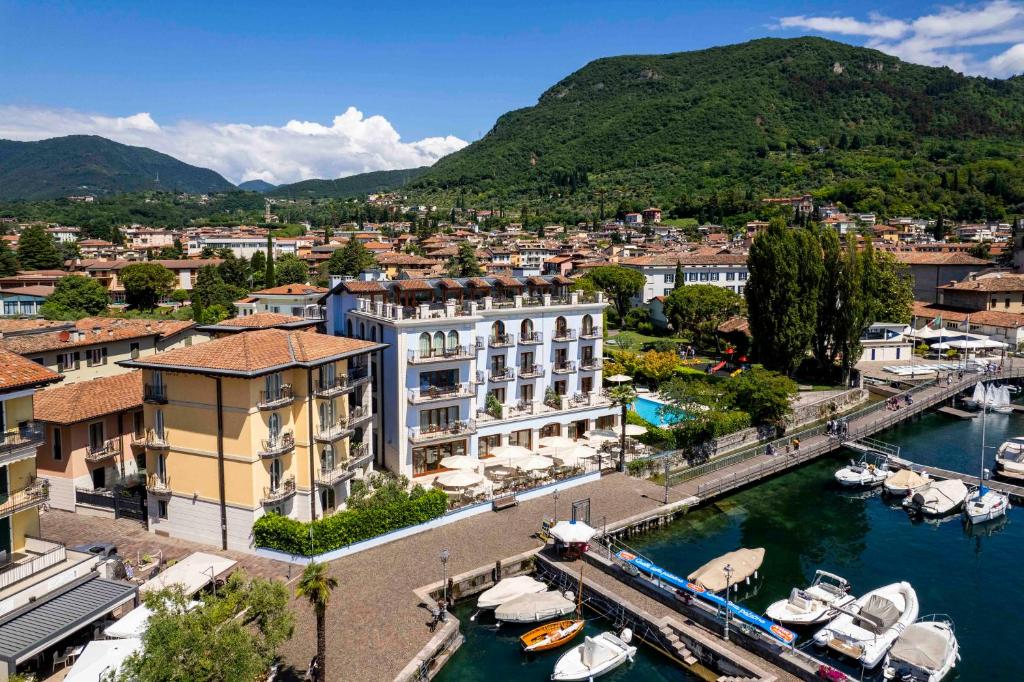 Bellerive Lifestyle Hotel - Salo BS, Italy
