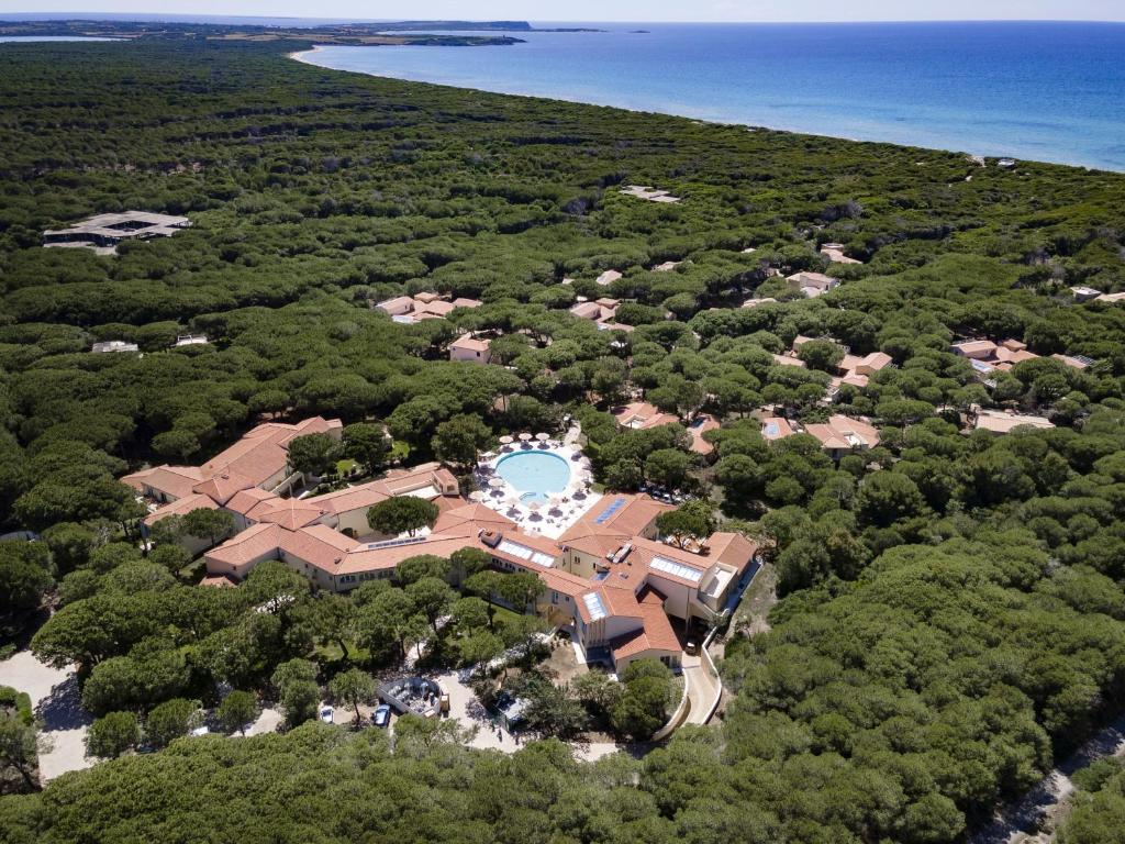 伊斯阿伦纳斯高尔夫酒店 - 薩丁尼亞島