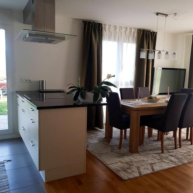 2 Bedrooms Appartement With Enclosed Garden And Wifi At Pont En Ogoz - Charmey