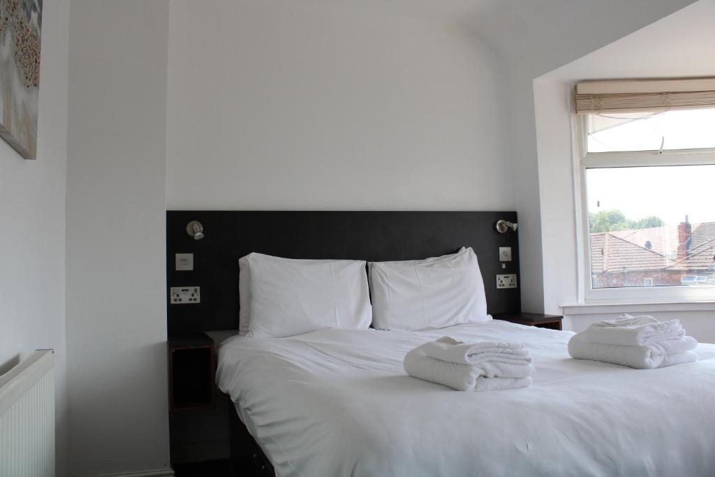 Cosy 3 Bedroom House In Quiet Residential Area - ソルフォード