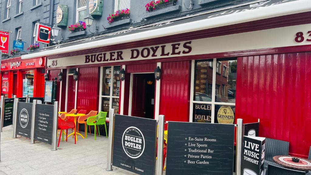 Bugler Doyles Bar & Townhouse - 웩스포드
