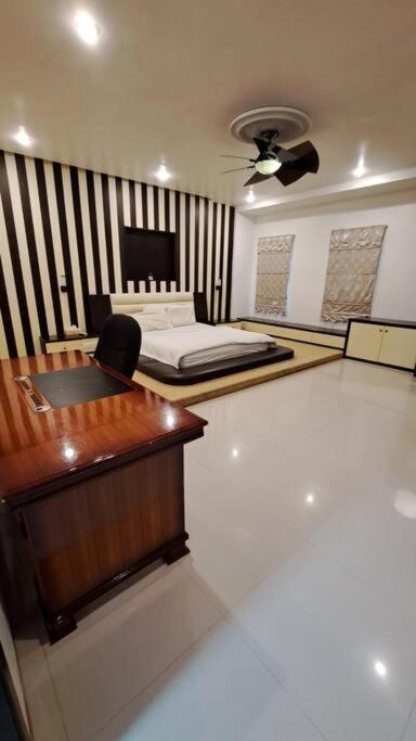 Big Home 4 Bedroom Anggrek Mas 1 - Batam City