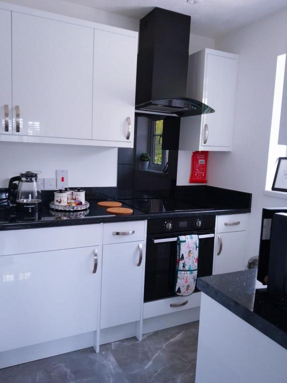 Luxury 1 Bed Close To Town Centre With Free Parking - Southend-on-Sea