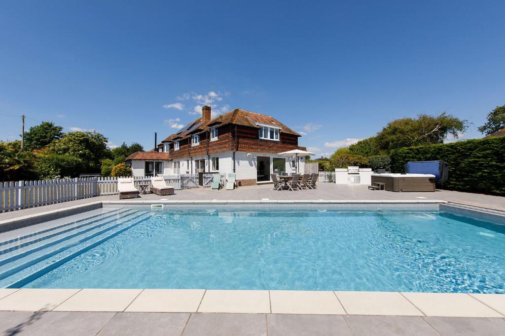 Ultimate Beach House With Pool In West Wittering - West Wittering