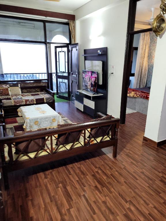 Lovely Flat at mall road Mussoorie - ムスーリー