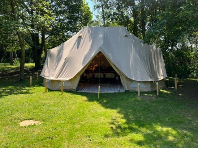 Superior Luxury Large Emperor Tent - Northamptonshire