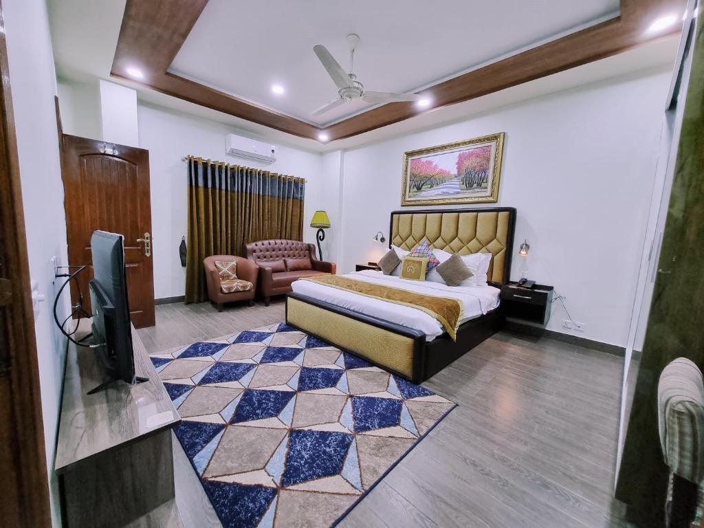 Hayyat Luxury Suites - Lahore