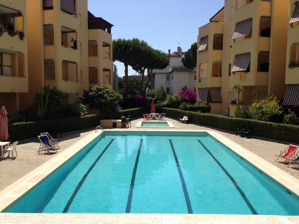 Da Ike Residence Con Piscina - Santa Marinella