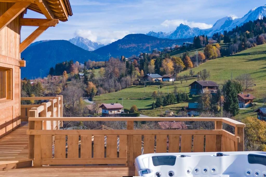 Chalet Vue Mont Blanc Avec Jacuzzi Extérieur - Sallanches