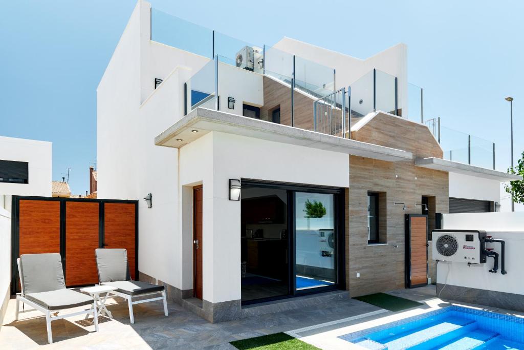 Top Villa 5-8p-6 Beds-swimming Pool With Jacuzzi - Pilar de la Horadada