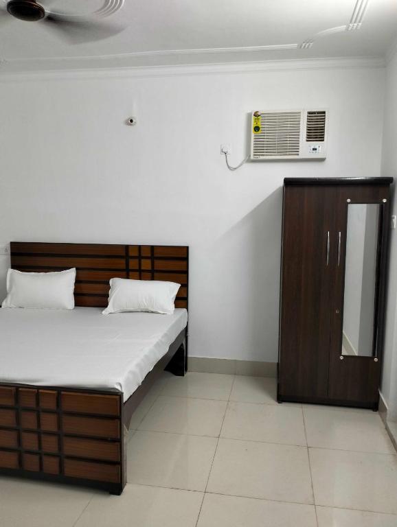 Pop 89783 Dhariwal Hotel And Residency - Bijnor