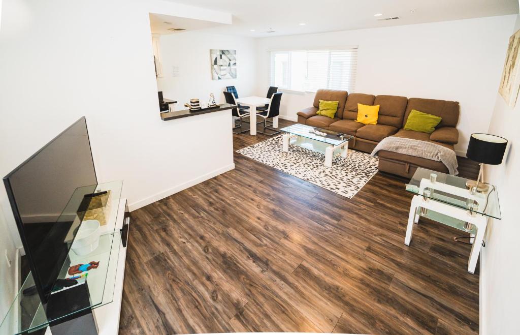 Modern New Close To Downtown La 1 Bedroom With Parking - Little Tokyo - Los Angeles