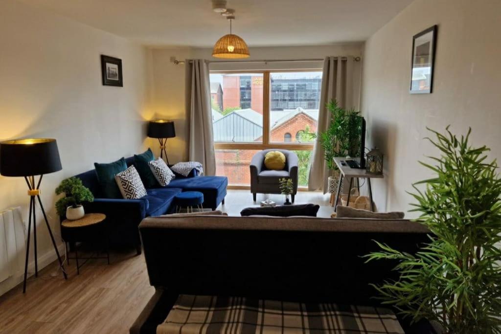 Apartment In Belfast City Centre - George Best Belfast City Airport (BHD)
