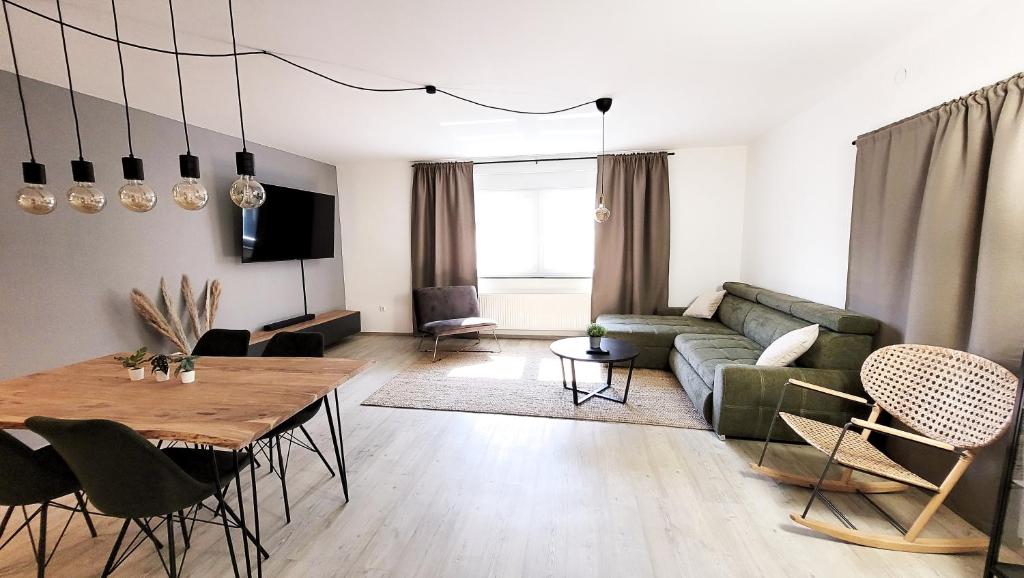 City Suite: Moderner Komfort - Premium Bnb - Lohmar