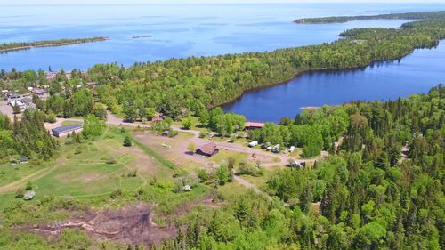 Hotels in Copper Harbor, MI with cozycozy