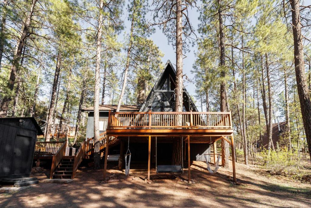 Charming Cabin In Pine With Fire Pit And Hot Tub! - Strawberry, AZ
