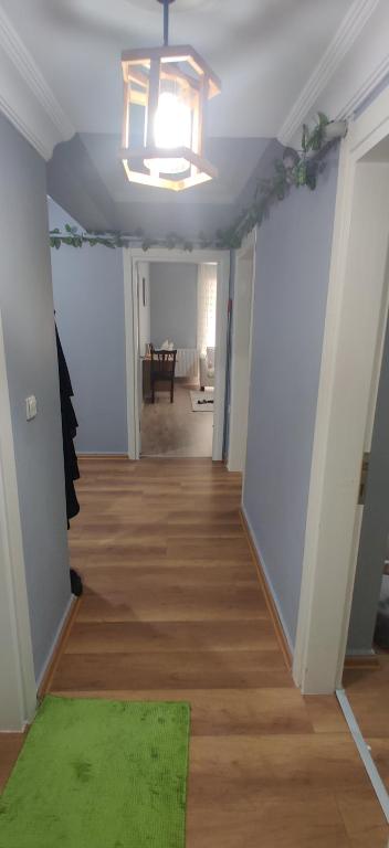 2+1 Flat Fully Furnished For Renting. - Ялова