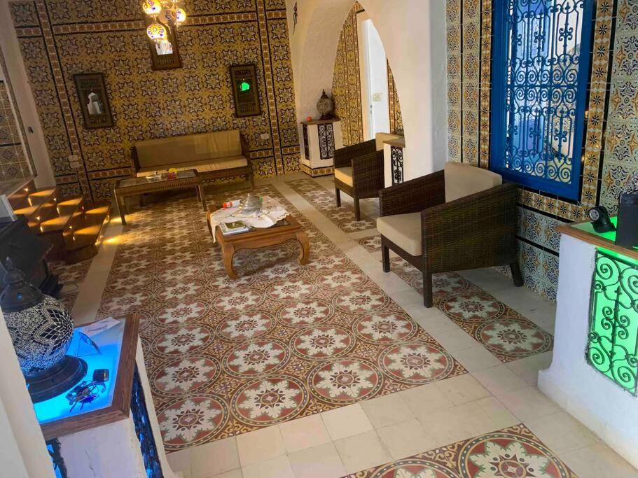 Charming House In Arabesque Style - Hammamet