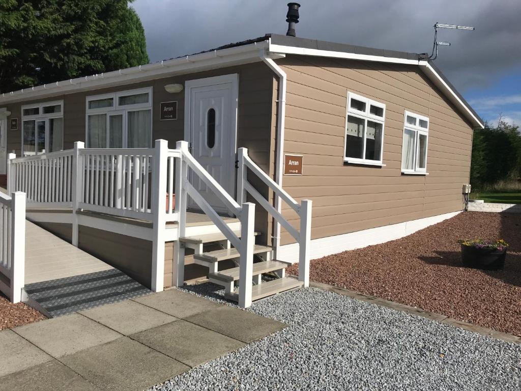 3 Bedroom Self-catering Chalet - Glasgow