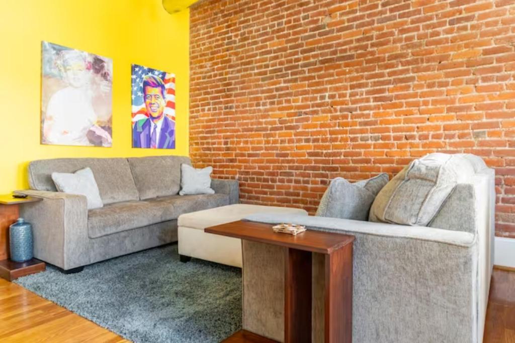 The Marilyn Monroe Loft. Central Downtown Location - ロアノーク, VA